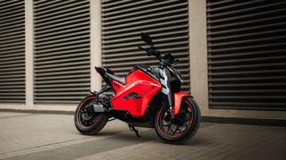 Raptee.HV high-speed electric bike T30 gets ARAI's fast charging